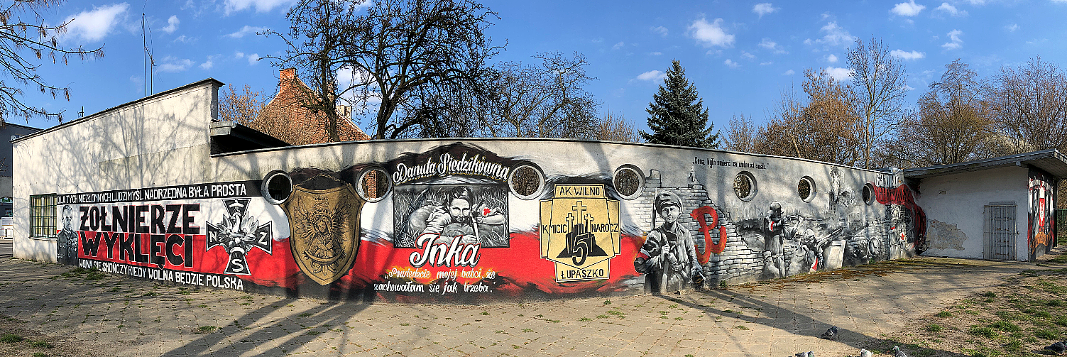 Mural Żołnierze Wyklęci.png [1.95 MB]