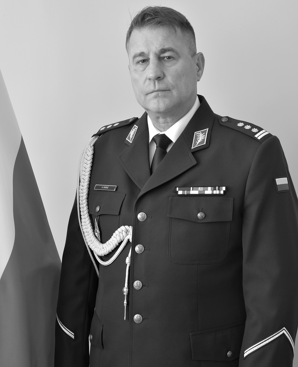 Komendant Andrzej Haraś.png [871.87 KB]