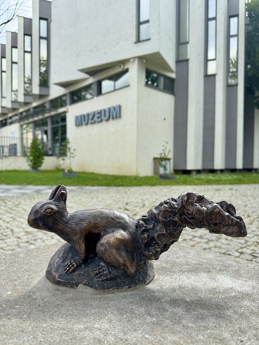 muzeum.jpg [3.70 MB]