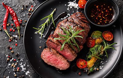 juicy-grilled-steak-with-rosemary-cherry-tomatoes-chili (1).jpg