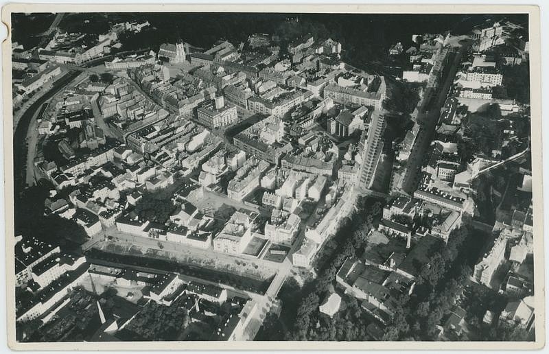 8 Synagoga na Rozmarku z lotu ptaka 1939_1940 MOZK_MW.jpg [171.13 KB]