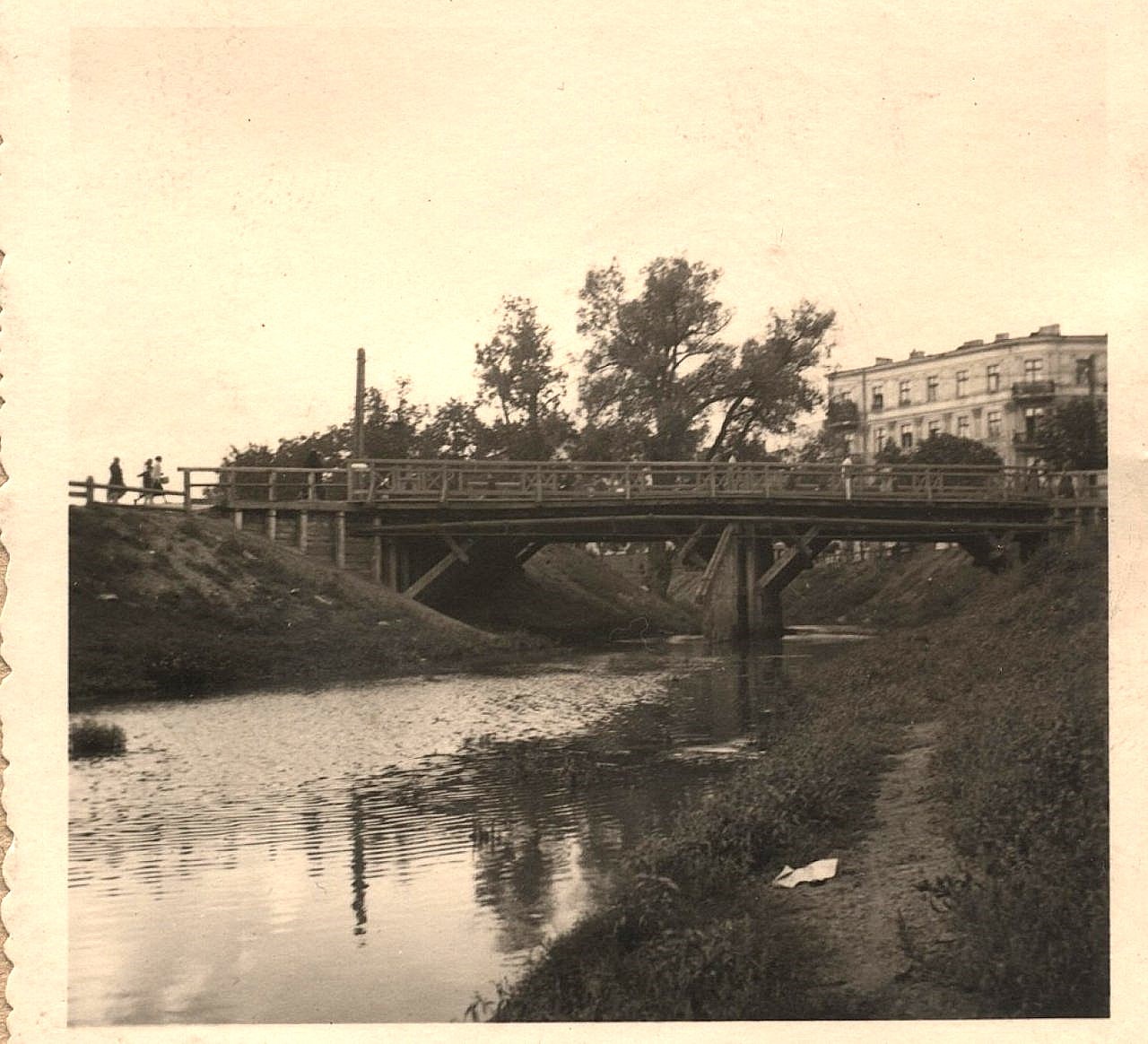 7 Most Kanonicka Źródło archiwum M. Kurzajczyka.jpg [243.50 KB]