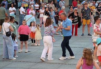 IMG_2052.jpg